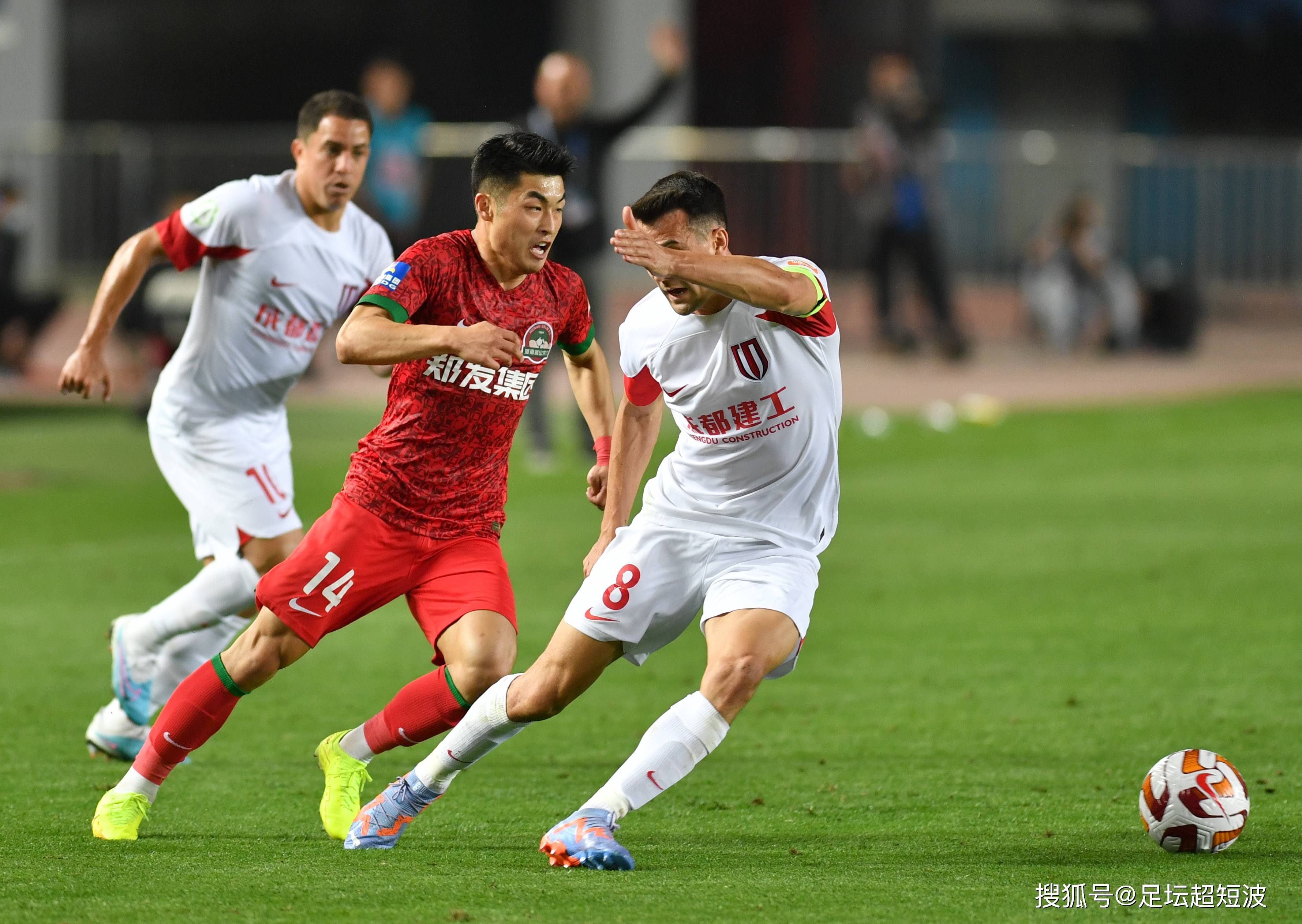 自己是攻守 自己是攻守