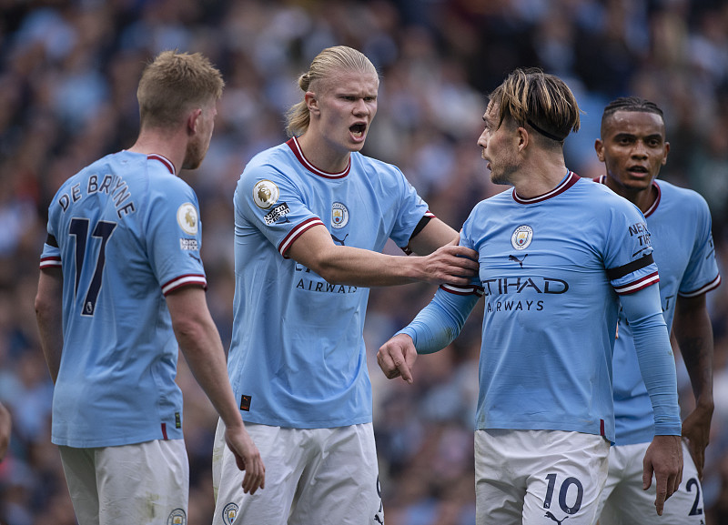 他接到队友 他接到队友